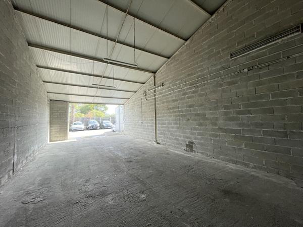 Local commercial Cornebarrieu 136 m2