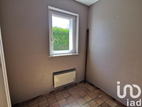 Maison traditionnelle 6 pièces de 137 m² à La Roche-Jaudy (22450)