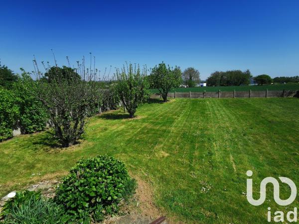 Maison traditionnelle 6 pièces de 137 m² à La Roche-Jaudy (22450)