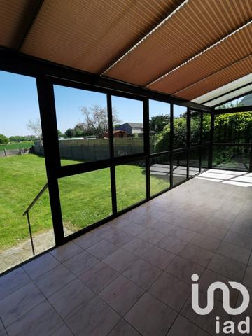 Maison traditionnelle 6 pièces de 137 m² à La Roche-Jaudy (22450)