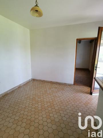 Maison traditionnelle 6 pièces de 137 m² à La Roche-Jaudy (22450)