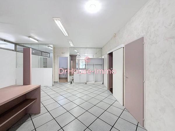 Commerce à vendre de 140 m²