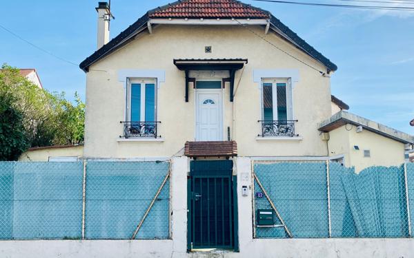 Maison à vendre    4 pièces •  Groslay
