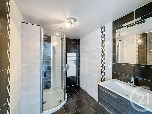 Maison à vendre  6 pièces - 122,39 m2 ANTIBES - 06