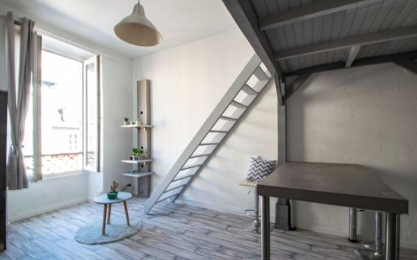 Appartement à vendre    1 pièce • 22 m2 Pau