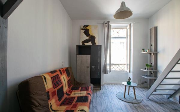 Appartement à vendre    1 pièce • 22 m2 Pau