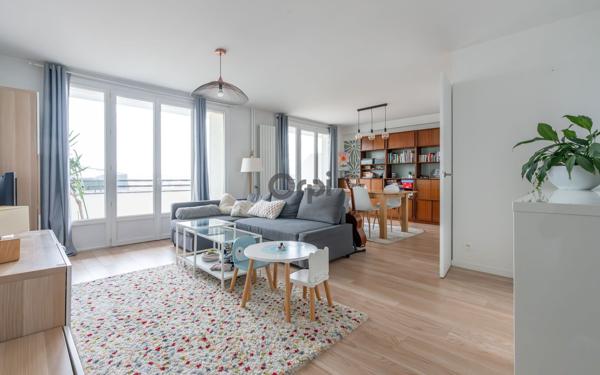 Appartement à vendre    3 pièces • 85,02 m2 Joinville-le-Pont