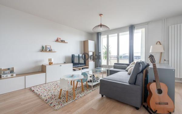 Appartement à vendre    3 pièces • 85,02 m2 Joinville-le-Pont