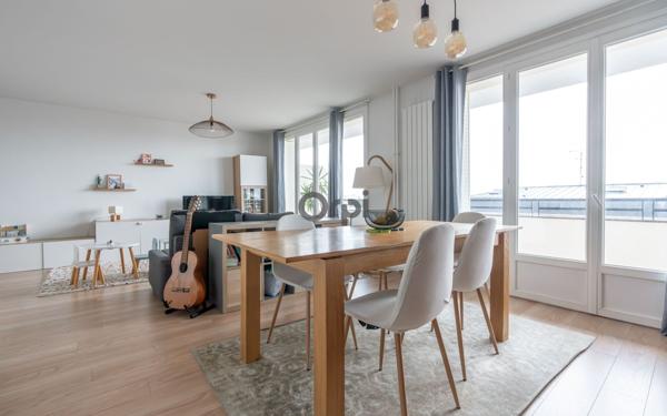 Appartement à vendre    3 pièces • 85,02 m2 Joinville-le-Pont