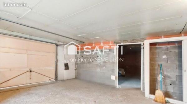 Maison 100m²  3 chambres double garage + jardinet