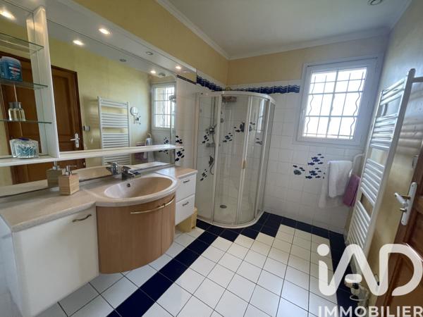 Maison à vendre 9 pièces 222 m² Boulazac Isle Manoire