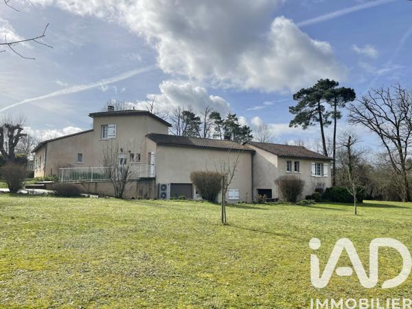 Maison à vendre 9 pièces 222 m² Boulazac Isle Manoire
