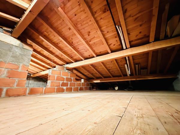 Maisons 200m2 terrain 1000m2 780 000 €