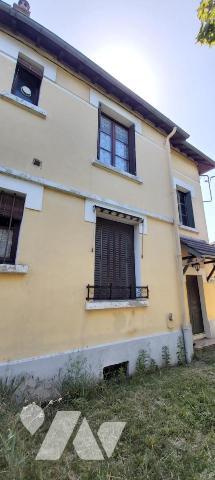 Maison d'habitation sise à CHAMPAGNE SUR SEINE