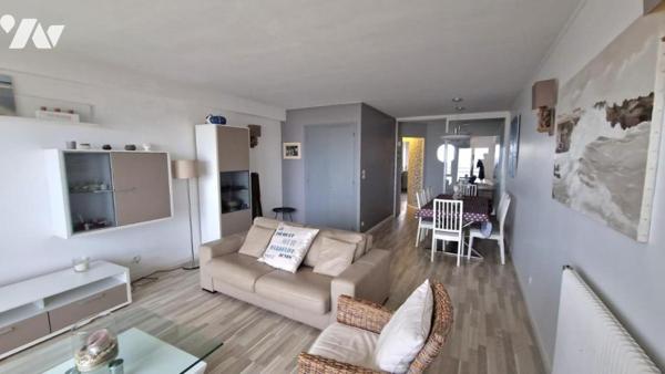 Appartement 70 m² dernier étage vue mer