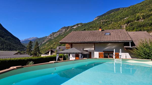 MAISON DE 130 M² - PISCINE - GARAGE - CARPORT , Aime la plagne MAISON DE 130 M² - PISCINE - GARAGE - CARPORT , Aime la plagne