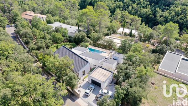 Maison à vendre 7 pièces 175 m² Flassans-sur-Issole