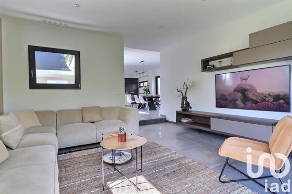 Maison à vendre 7 pièces 175 m² Flassans-sur-Issole