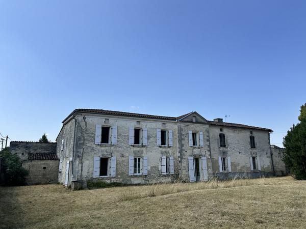 MAISON CHARENTAISE