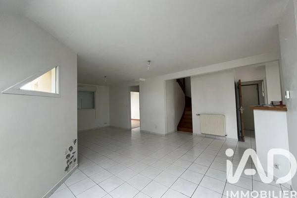 Maison à vendre 5 pièces 94 m² Ploumagoar