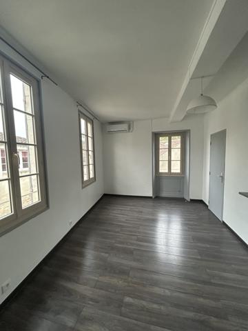 Appartement Saintes RIVE GAUCHE 1 pièce(s) 24.69 m2