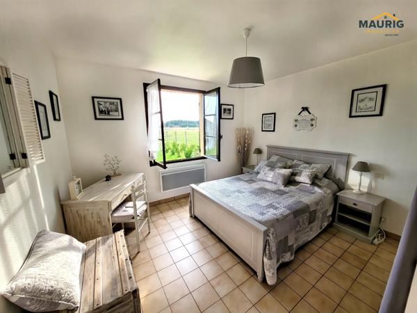 MAISON DE PLAIN-PIED - 3 CHAMBRES + GITES PROCHE DE LA REOLE