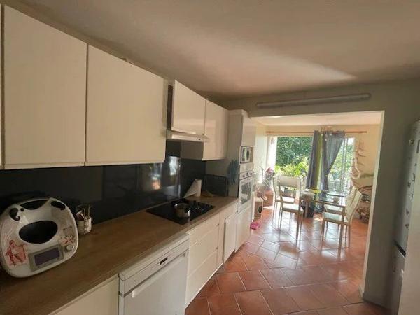 Vente Appartement 5 pièces 101 m2 à Fort-de-France