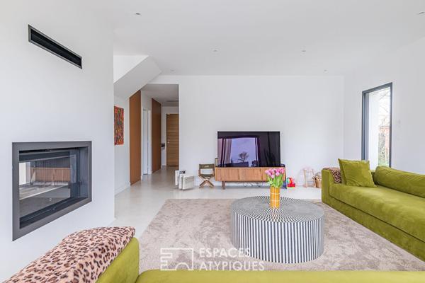 Maison contemporaine avec piscine