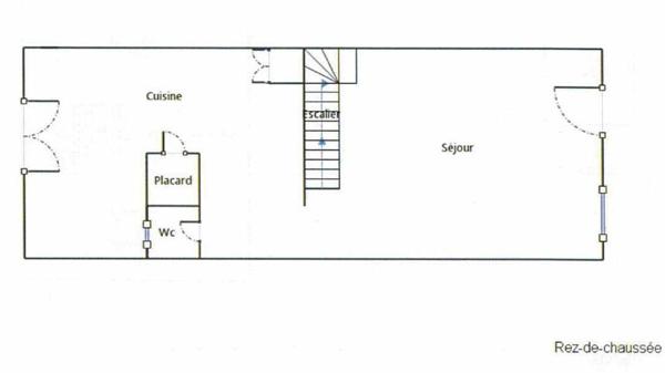 Charmante maison de village avec pierre et poutres apparentes