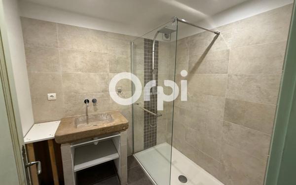 Maison à vendre    7 pièces •  Garéoult