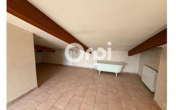 Maison à vendre    7 pièces •  Garéoult