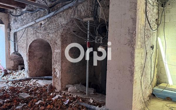 Maison à vendre    7 pièces •  Garéoult