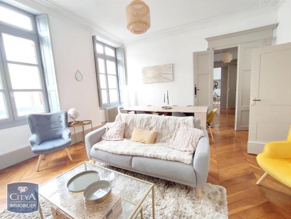 Immeuble à vendre 391m²