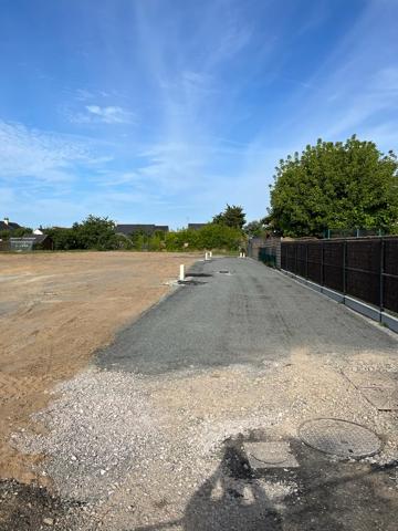 Terrain constructibe libre de constructeur à Loire Authion de 343 m2