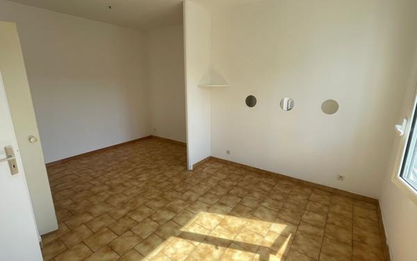 Appartement à vendre    2 pièces • 42 m2 Saint-Pierre-d'Oléron