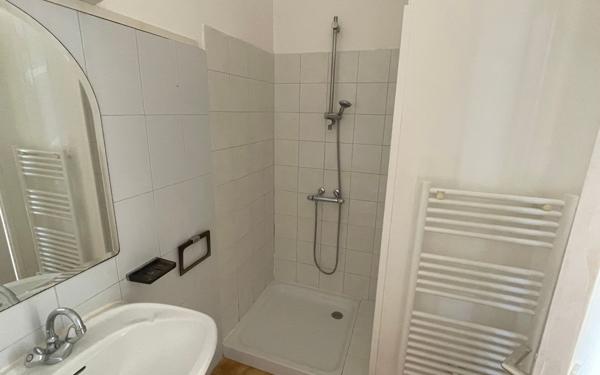 Appartement à vendre    2 pièces • 42 m2 Saint-Pierre-d'Oléron