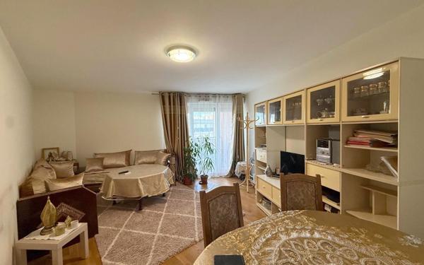 Appartement à vendre    3 pièces • 61,55 m2 Bobigny