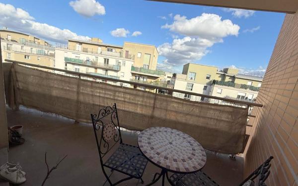 Appartement à vendre    3 pièces • 61,55 m2 Bobigny