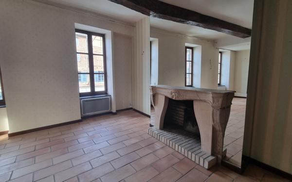 Appartement à vendre    7 pièces • 154 m2 Châtillon-sur-Chalaronne