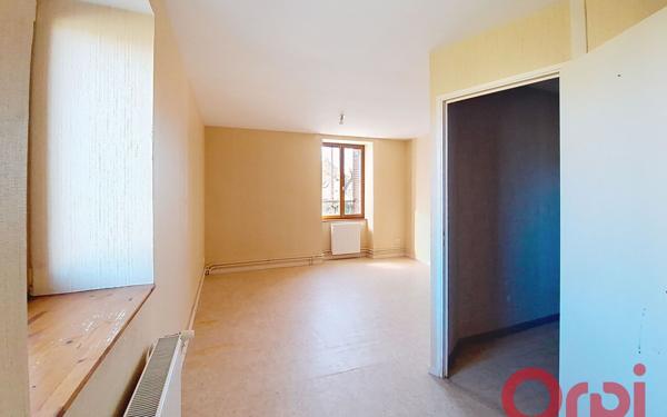 Maison à vendre    7 pièces •  Huriel