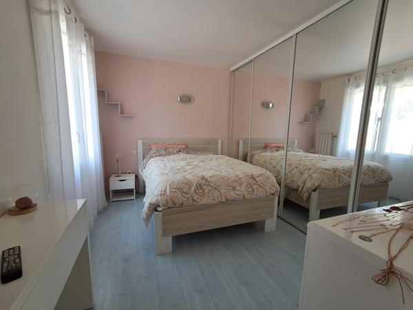 Maison éco-performante de 190 m² sur 1,5 hectare avec piscine