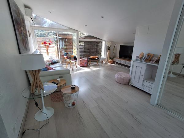 Maison éco-performante de 190 m² sur 1,5 hectare avec piscine