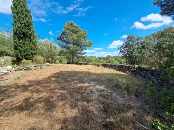 Maison éco-performante de 190 m² sur 1,5 hectare avec piscine