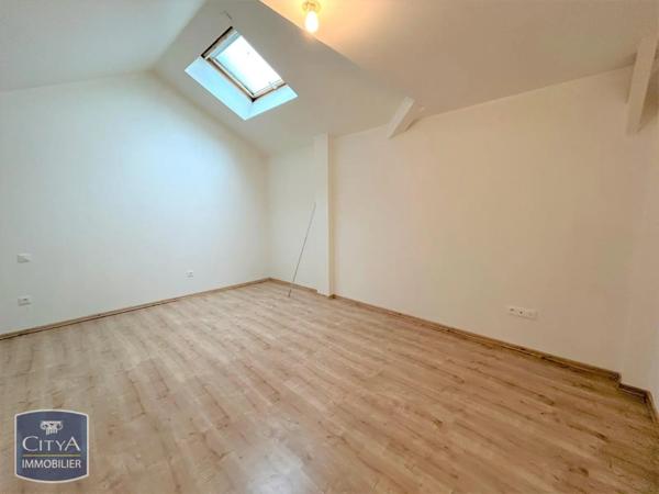 Appartement à louer 3 pièces 91.5m²