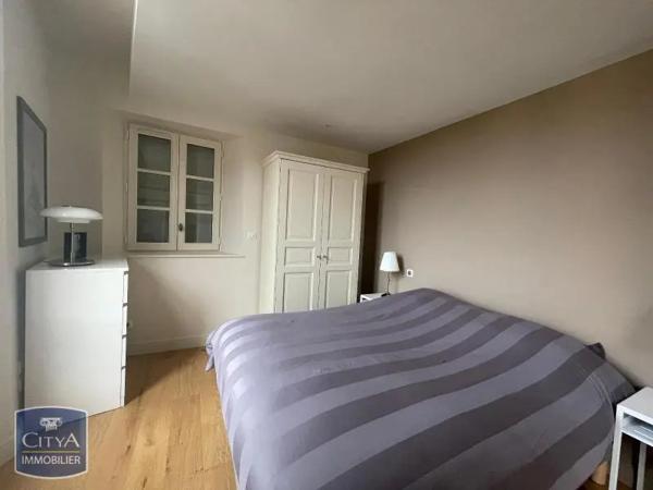 Appartement à louer 3 pièces 73.86m² Albi (81000)