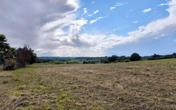 Maison à vendre    5 pièces •  Aignan