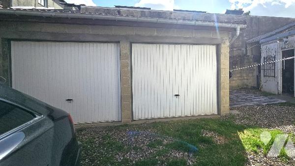 Maison T5 avec cour, garage et sous-sol à CHAUNY (02) Centre-Ville