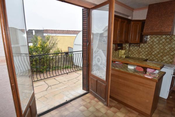 CHAUFFAILLES (71) - maison 5 piéces - 139 m2 - terrain 560m²