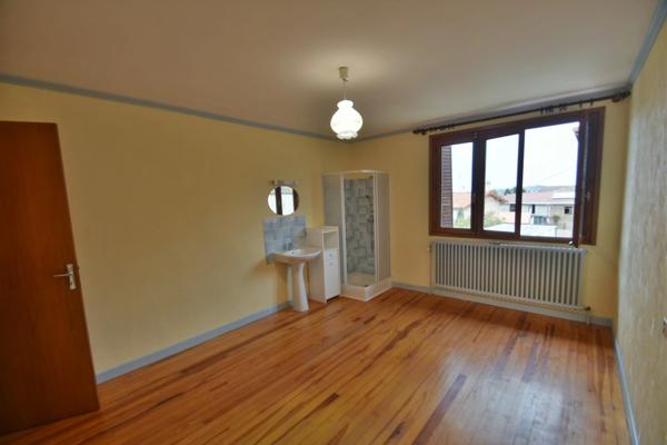 CHAUFFAILLES (71) - maison 5 piéces - 139 m2 - terrain 560m²