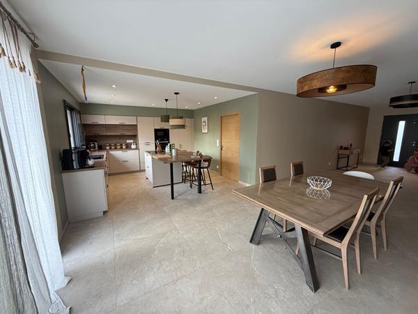 PAVILLON DE TRES BON STANDING DE PLAIN-PIED AVEC PISCINE A VENDRE 3 MINUTES D'ALENCON , Alencon PAVILLON DE TRES BON STANDING DE PLAIN-PIED AVEC PISCINE A VENDRE 3 MINUTES D'ALENCON , Alencon